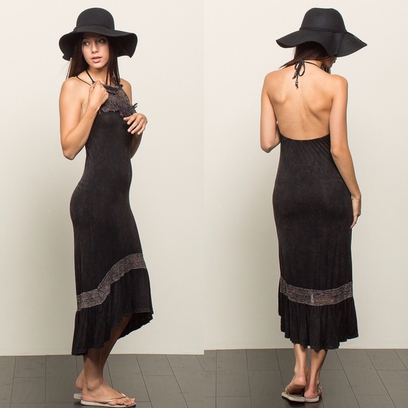 Last 1 SALE ✨Black Inset Halter Ruffle Midi Dress - Picture 2 of 4