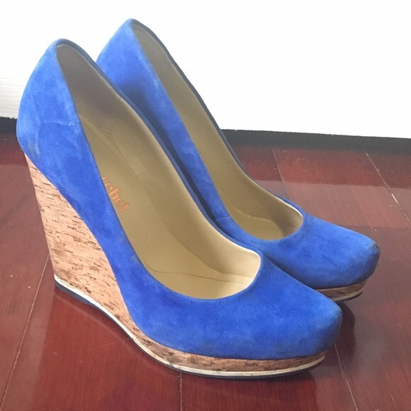 Blue wedge - Picture 1 of 3