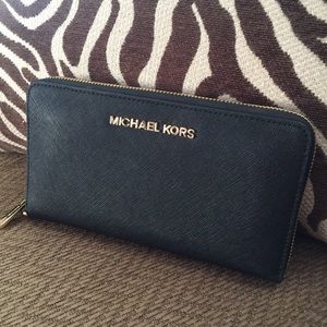 MK Tech Wallet for iPhone 6+/ 6s+
