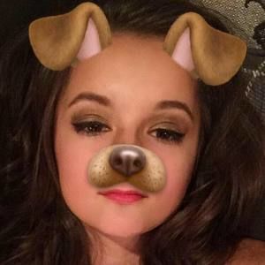 Meet your Posher, Katelyn