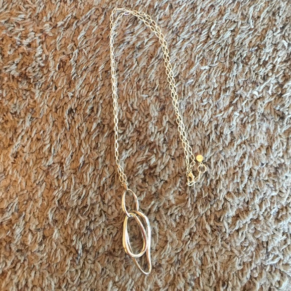 Stella and dot necklace