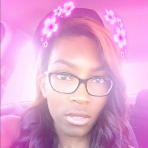 Meet your Posher, Shae