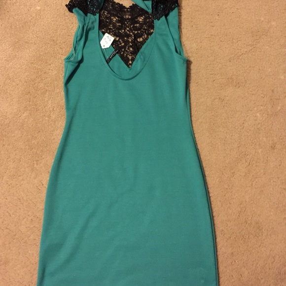 Lace mini dress - Picture 2 of 3