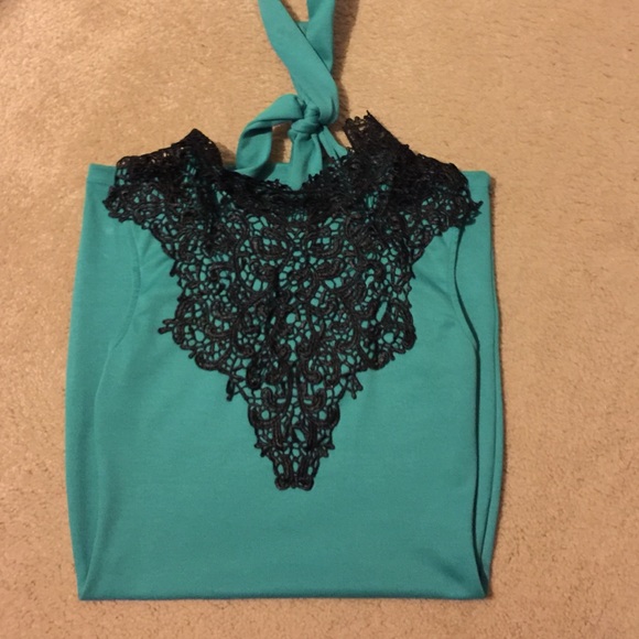 Lace mini dress - Picture 3 of 3