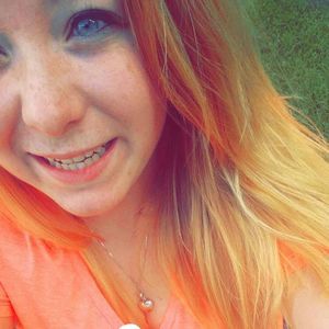 Meet your Posher, Adrianna