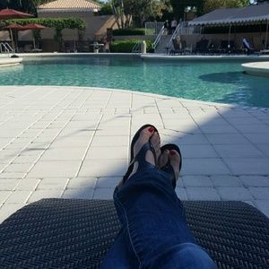 Meet your Posher, Eve