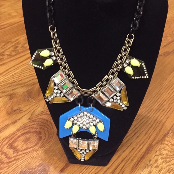 Statement Necklace - NWT