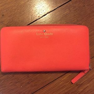 Kate Spade Cedar Street Wallet