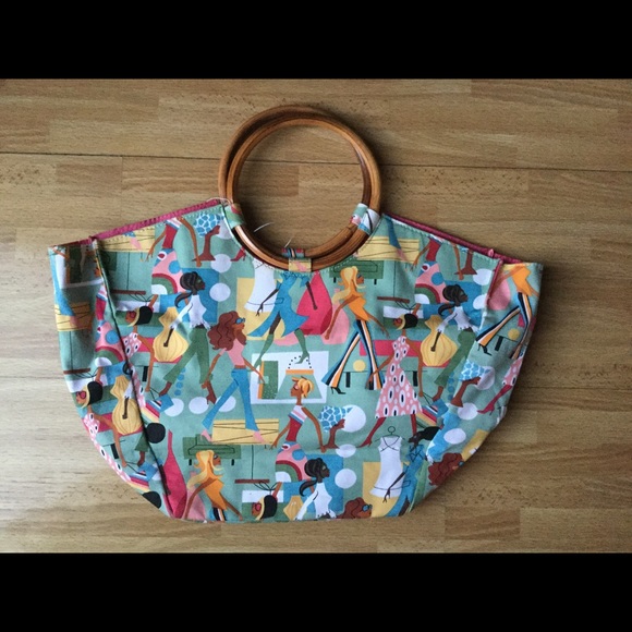 Neiman Marcus Handbags - New Neiman Markus medium shopping tote