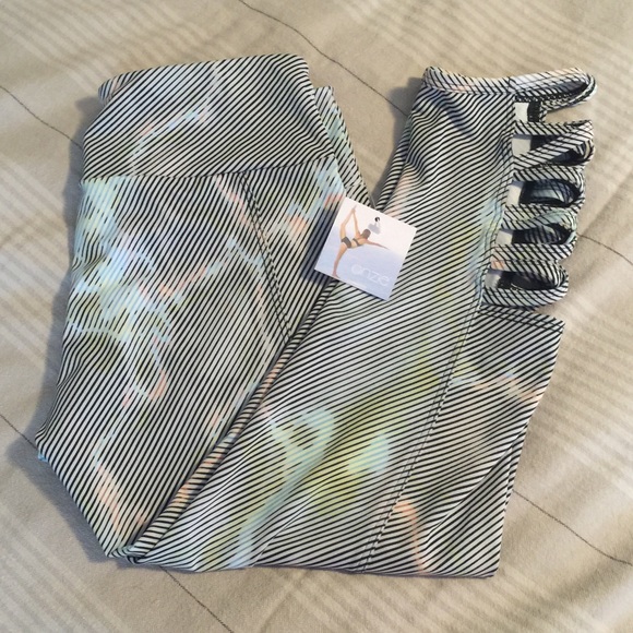 👖SOLD👖 - Picture 3 of 4