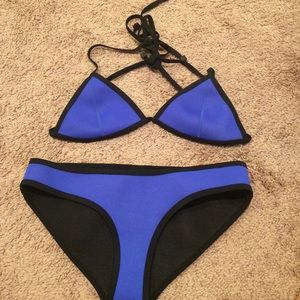 Triangl swimsuit Chloe-Malibu Blue