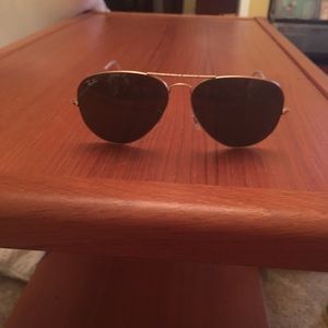 Ray Ban Aviators - gold