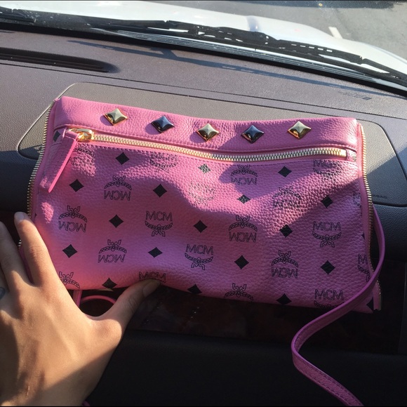 MCM bag w. Detachable clutch main image 3