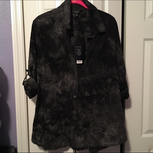 NWT Rock & Republic Button Down Shirt