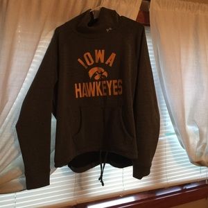 Iowa Hawkeyes Under Armour sweatshirt