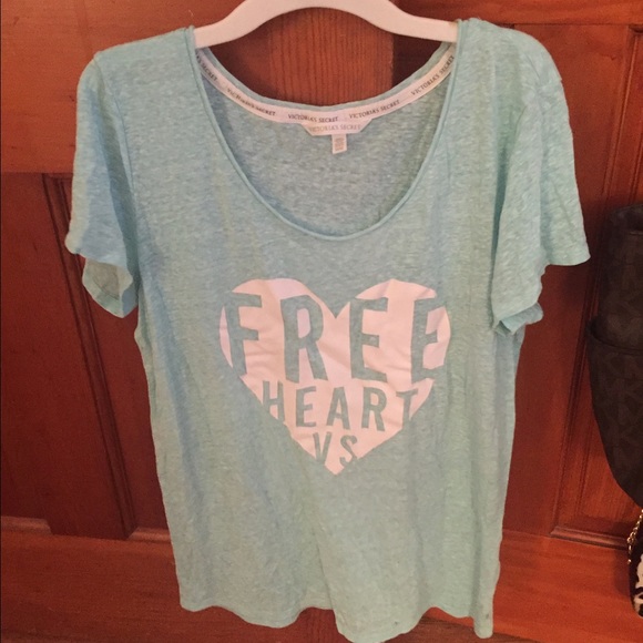 VS mint  "Free Heart" crew neck
