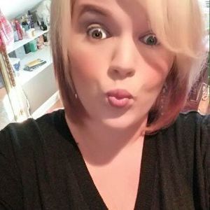 Meet your Posher, Kaitlin