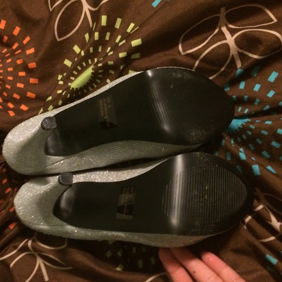 High heels - Picture 3 of 3