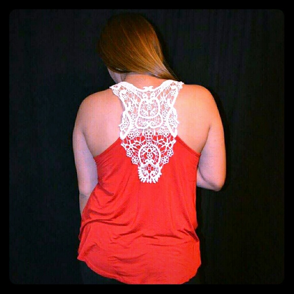 Crochet Trim High Low Top