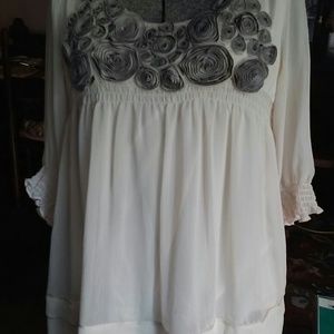 Lovely cream and black top