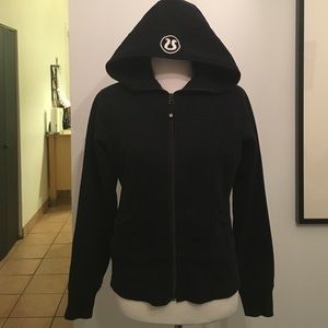 Lululemon sweatshirt