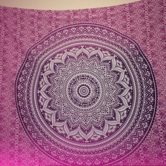 beautiful 50x60 inch tapestry