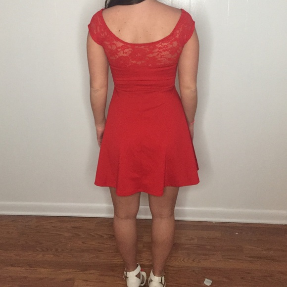 Dress - Picture 2 of 2