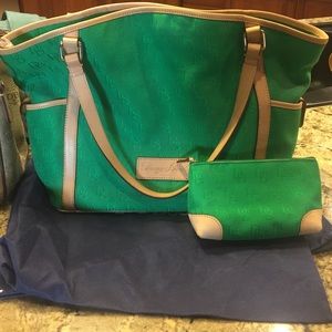 Dooney and Bourke large handbag