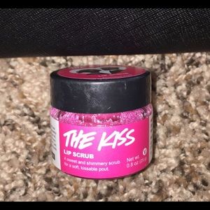 Lush The Kiss Lip Scrub