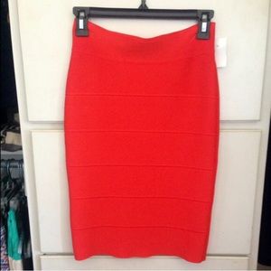 BCBG MAXAZRIA BODYCON SKIRT