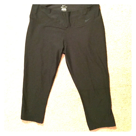 Nike Dri-Fit cropped legging