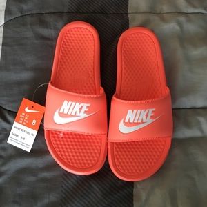 Traded - Nike Slides