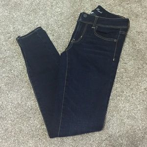 American Eagle skinny jeans
