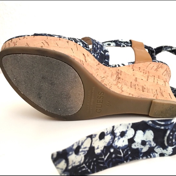 GUESS Wedges - Picture 4 of 4