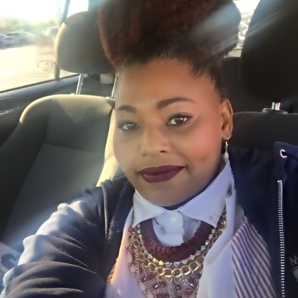 Meet your Posher, Marshette - Picture 1 of 1