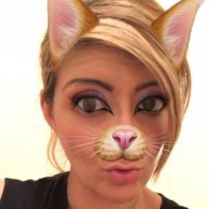 Meet your Posher, Valerie