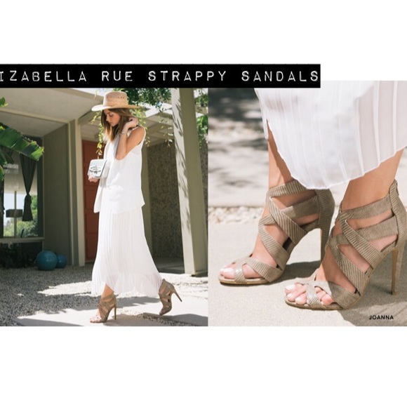 Shoes - 🚨Izabella Rue Strappy Sandals