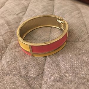 Bangle coral and yellow