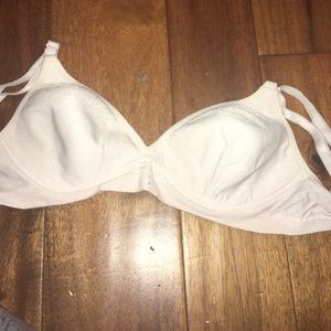 Pale pink Barely There bra