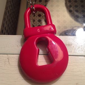 Red lock necklace