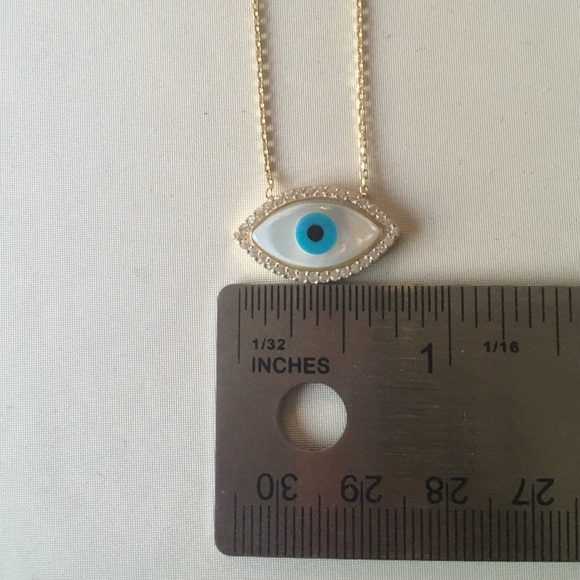 Evil eye mother of pearl pendant - Picture 3 of 3