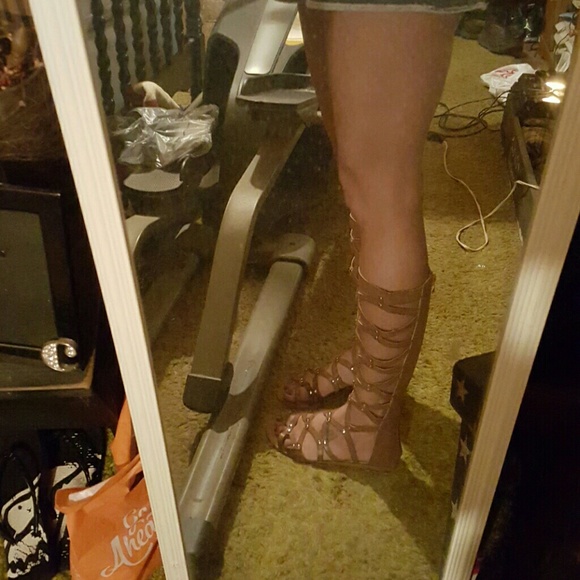 **SOLD** Gladiator Sandals (NWOTS) SOLD ON MERC! - Picture 2 of 4