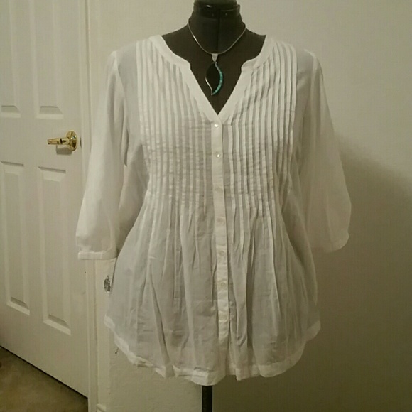 White V-neck tuxedo shirt