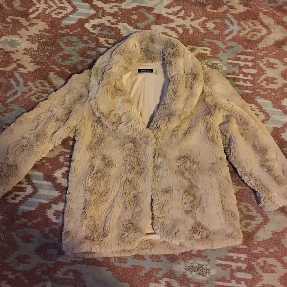 Dolce Cabo tan fur jacket