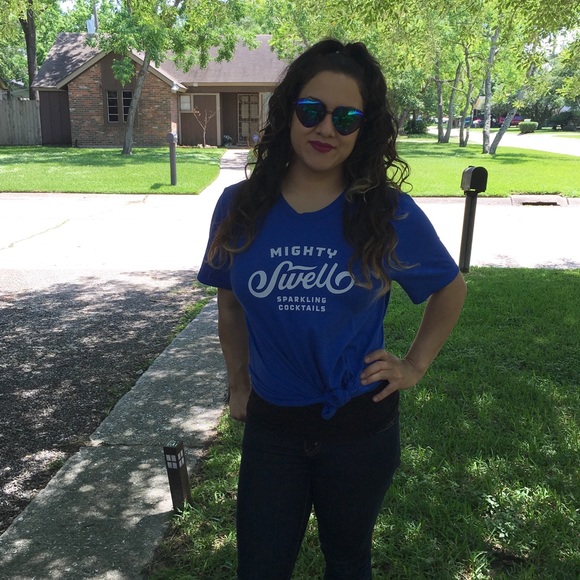 Meet your Posher, Carmen - Picture 2 of 3