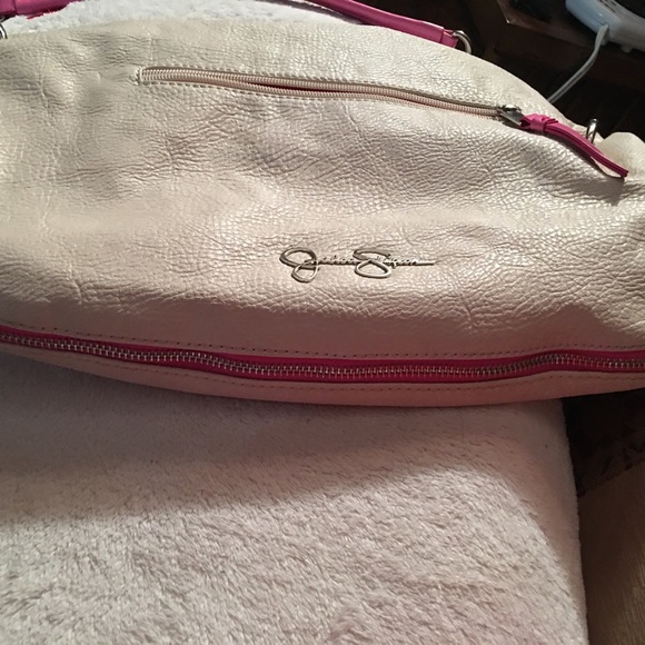 Jessica Simpson Super Cute Purse - Picture 4 of 4