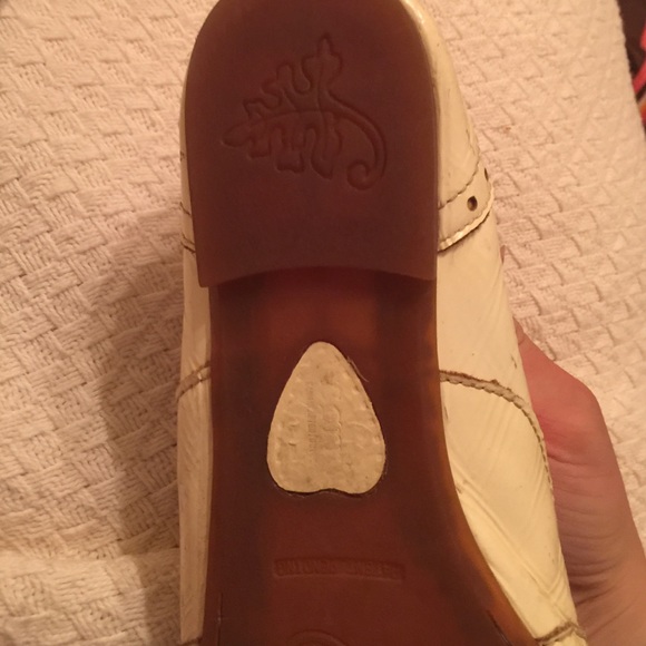 Shoes - Picture 2 of 2