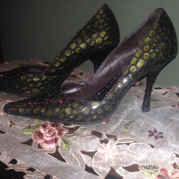 Used BCBG Girls heels