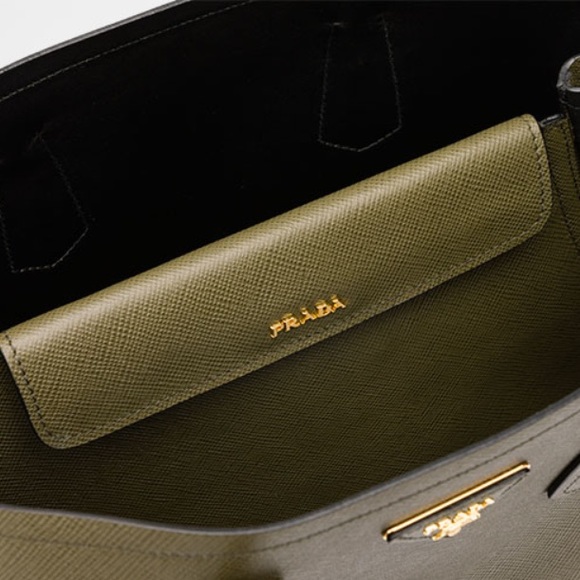 🚫SOLD🚫Prada Double Bag - Picture 2 of 8