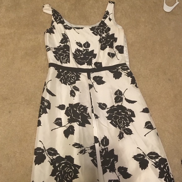 Ann Taylor Bow dress